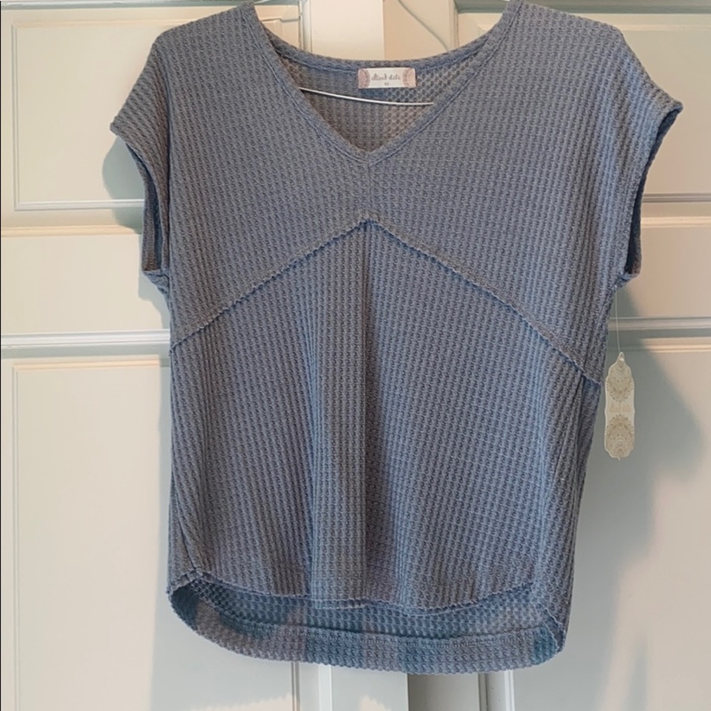 CUTEST Altar’d State V-Neck T-Shirt